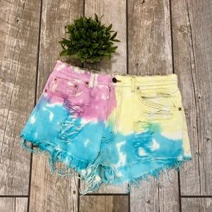 Tie-dye Levi shorts from urban outfitters